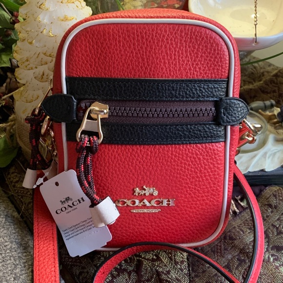 Coach Handbags - SOLD⛔️Authentic COACH LEATHER COLORBLOCK Phone/card Crossbody